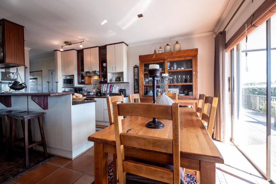4 Bedroom Property for Sale in St Francis On Sea Eastern Cape